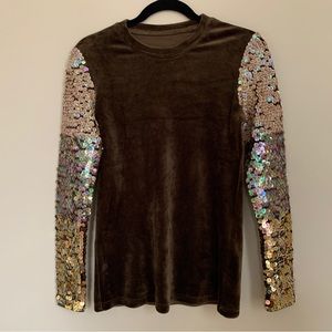 Sweater with sequins